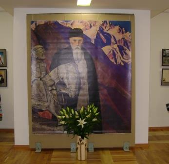 Фрагмент экспозиции выставки Рерихов в Алматы